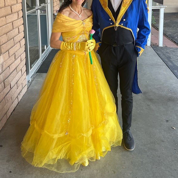Belle Gown Beauty and the Beast Cosplay Size S M - Picture 1 of 16